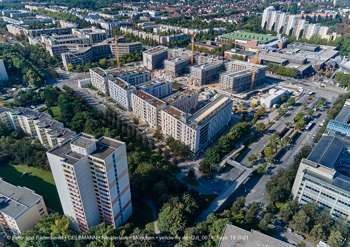 19.09.2021 - Perlach Plaza und Umgebung in Neuperlach 